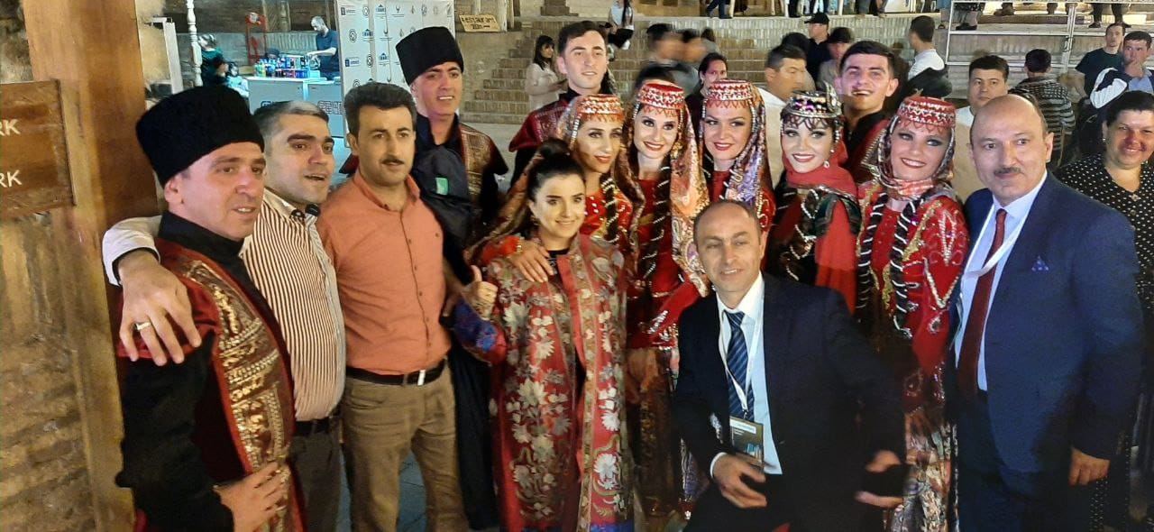 Ансамбль песни и танца имени Фикрета Амирова стал лауреатом международного фестиваля в Узбекистане (ФОТО/ВИДЕО)