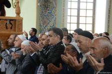В мечетях Азербайджана совершен праздничный намаз (ФОТО)