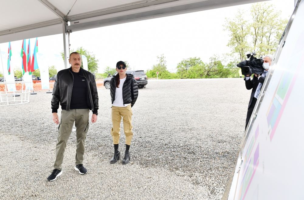 President Ilham Aliyev, First Lady Mehriban Aliyeva visit Fuzuli district (PHOTO)