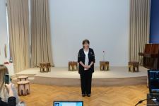 Театральный подарок к Международному дню музеев - актеры Бакинского муниципального театра показали спектакль о жизни Хуршидбану Натаван (ФОТО)