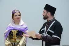 Театральный подарок к Международному дню музеев - актеры Бакинского муниципального театра показали спектакль о жизни Хуршидбану Натаван (ФОТО)