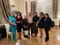 Накануне смерти... Последний выход на сцену Вагифа Асадова в Шеки, последний спектакль "Фисташковое дерево" (ВИДЕО, ФОТО)