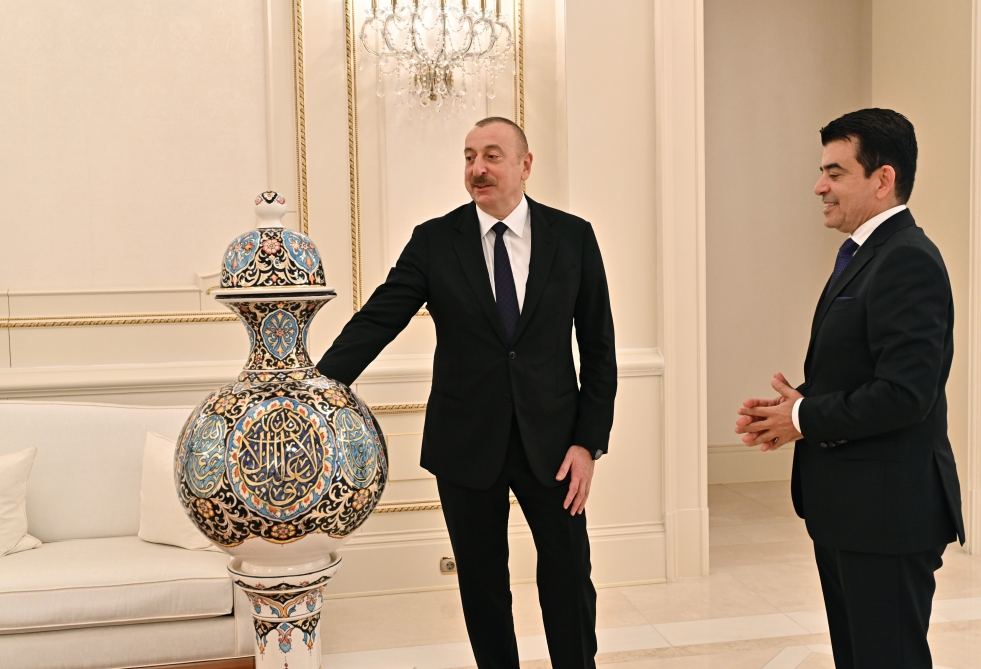 Президент Ильхам Алиев принял генерального директора ИСЕСКО (ФОТО/ВИДЕО)
