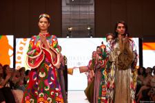 Azerbaijan Fashion Week 2022 – любимый Восток, футуризм, вечерние наряды (ФОТО)