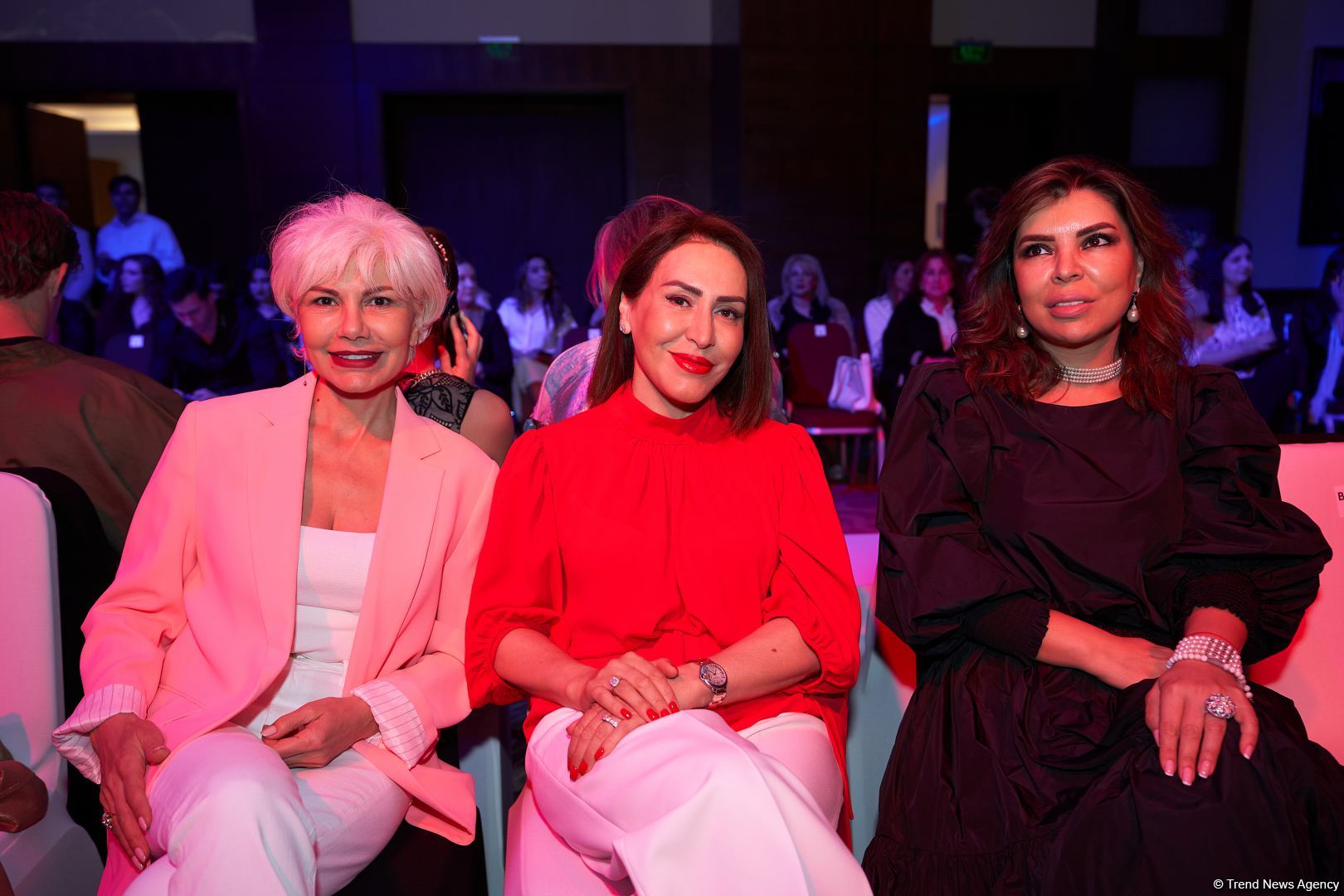 Azerbaijan Fashion Week 2022 – любимый Восток, футуризм, вечерние наряды (ФОТО)