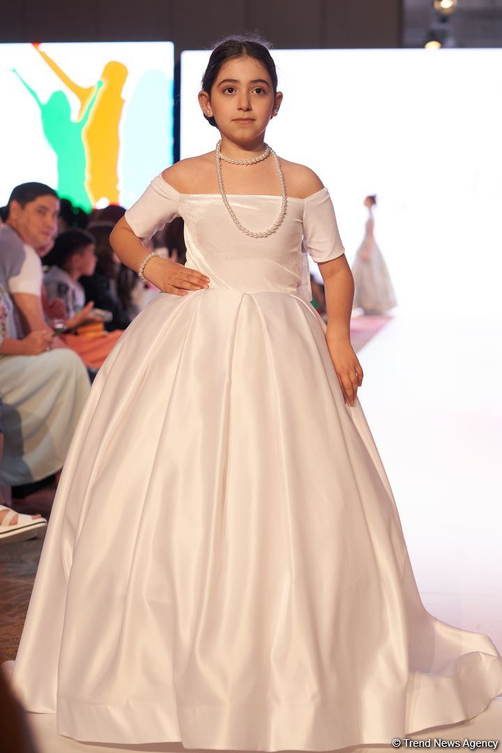 Azerbaijan Fashion Week 2022 – любимый Восток, футуризм, вечерние наряды (ФОТО)