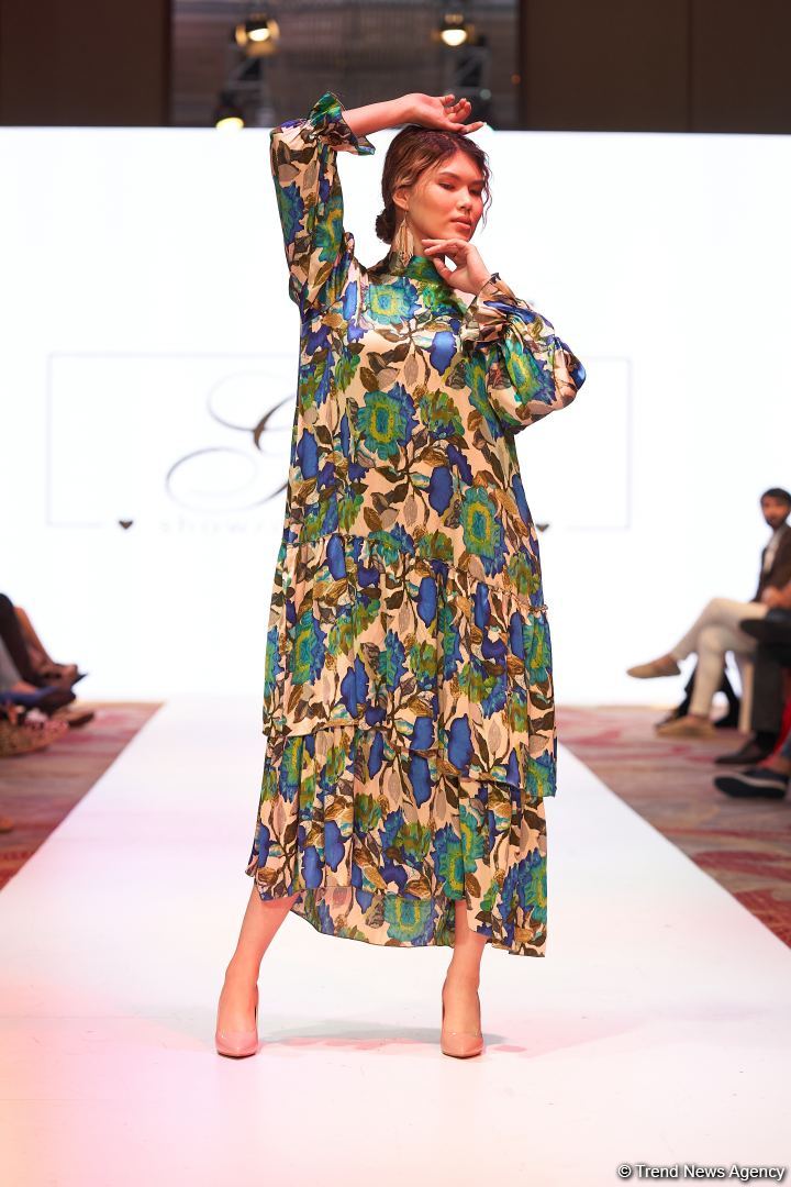 Azerbaijan Fashion Week 2022 – любимый Восток, футуризм, вечерние наряды (ФОТО)