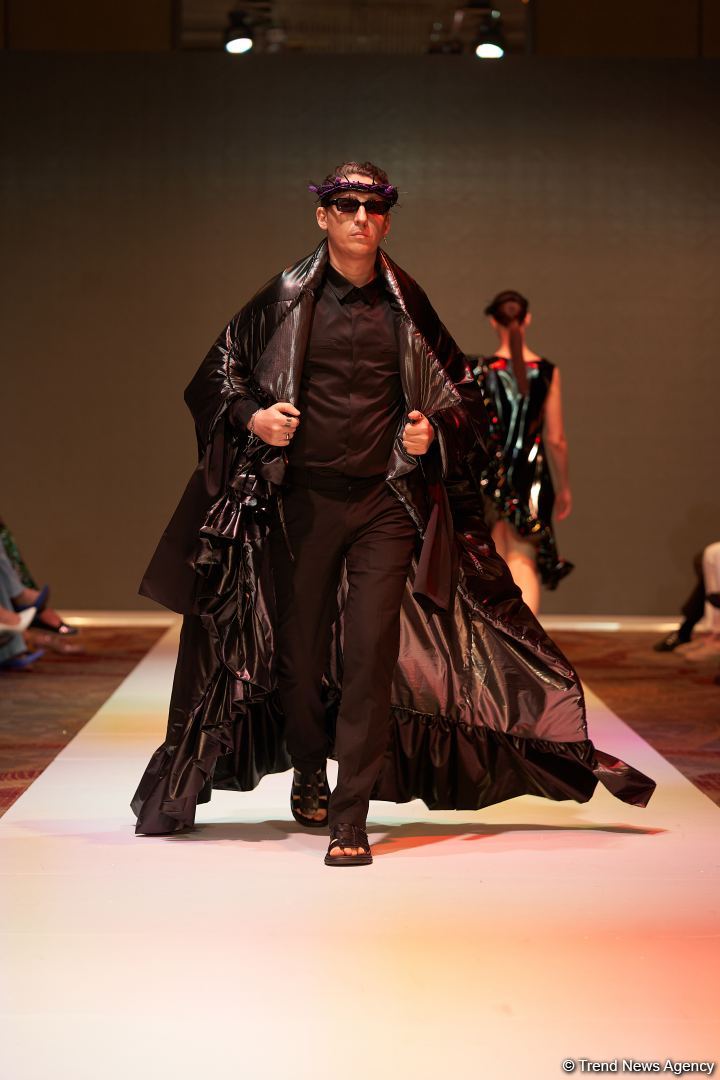 Azerbaijan Fashion Week 2022 – любимый Восток, футуризм, вечерние наряды (ФОТО)