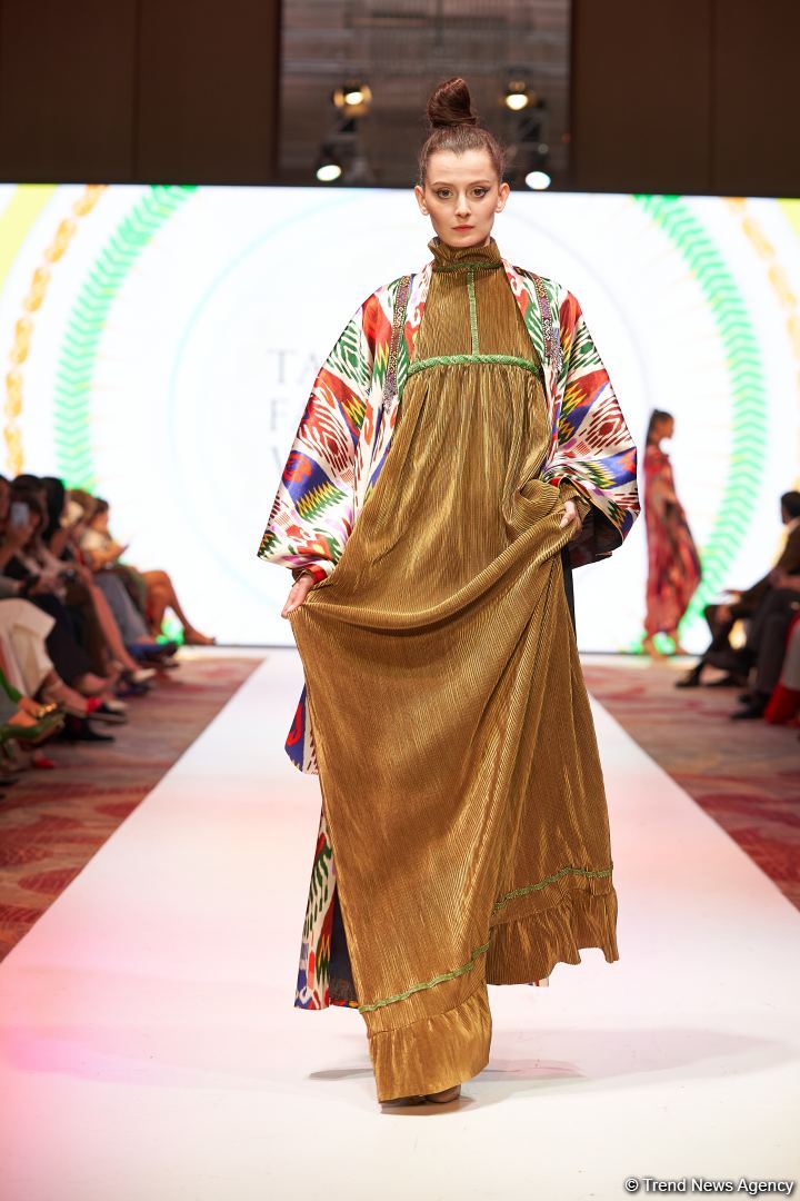 Azerbaijan Fashion Week 2022 – любимый Восток, футуризм, вечерние наряды (ФОТО)