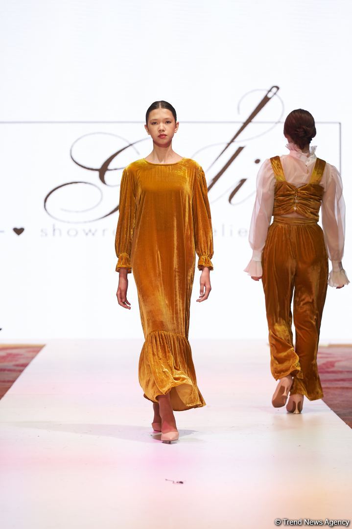 Azerbaijan Fashion Week 2022 – любимый Восток, футуризм, вечерние наряды (ФОТО)