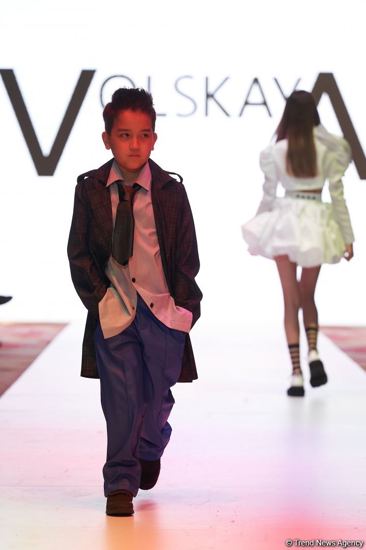 Azerbaijan Fashion Week 2022 – любимый Восток, футуризм, вечерние наряды (ФОТО)