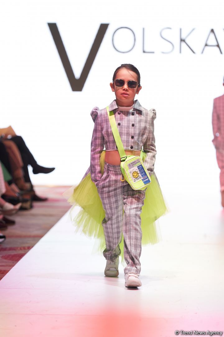 Azerbaijan Fashion Week 2022 – любимый Восток, футуризм, вечерние наряды (ФОТО)