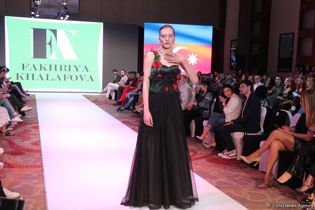 Фахрия Халафова представила новую коллекцию Bella Rosa на Azerbaijan Fashion Week (ФОТО)