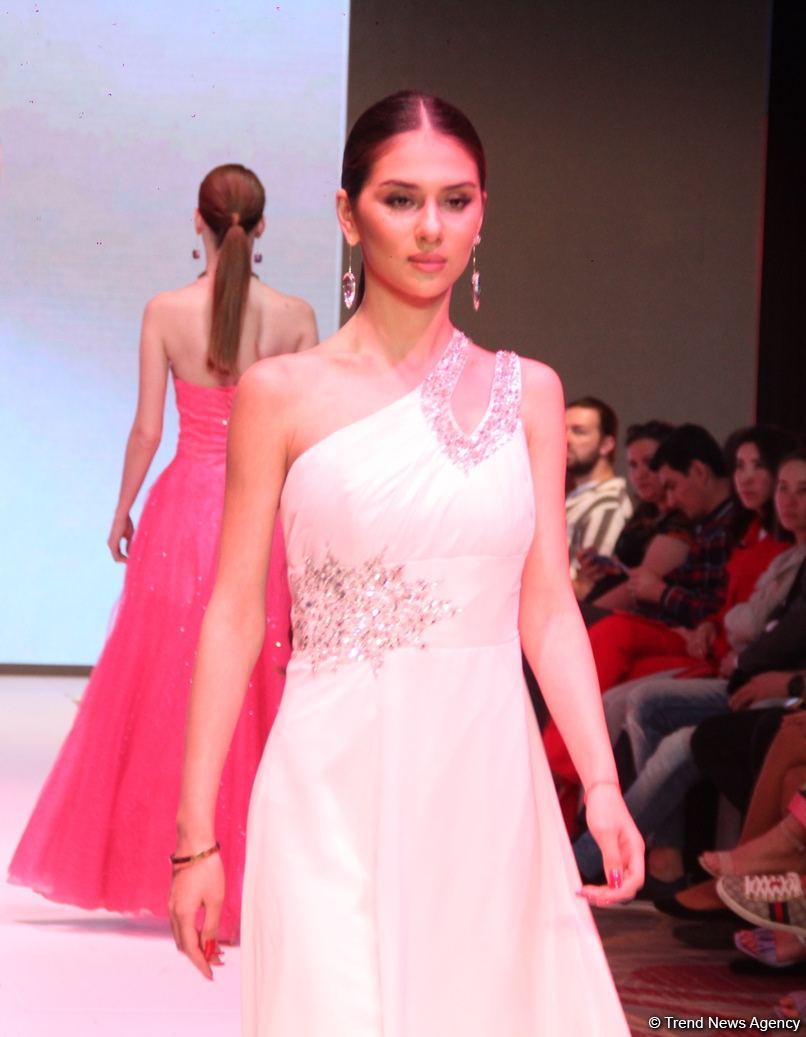 Фахрия Халафова представила новую коллекцию Bella Rosa на Azerbaijan Fashion Week (ФОТО)