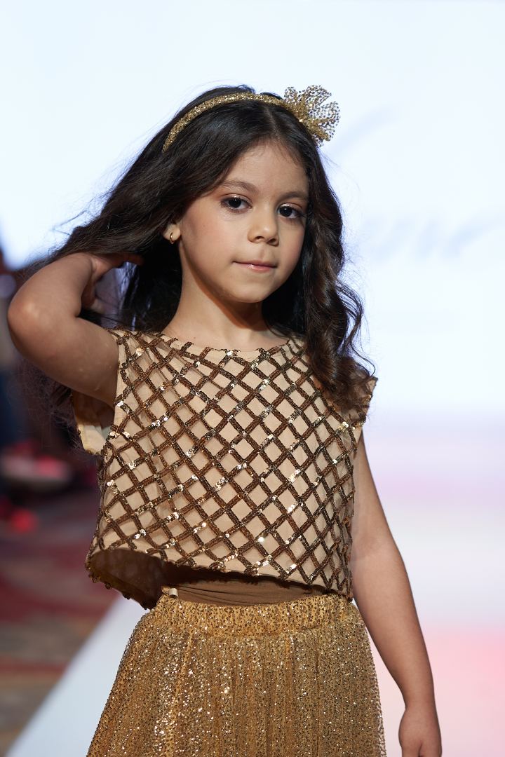 Приятный шок на Azerbaijan Fashion Week 2022 - на подиум вышли модели разного возраста, роста и веса (ФОТО)