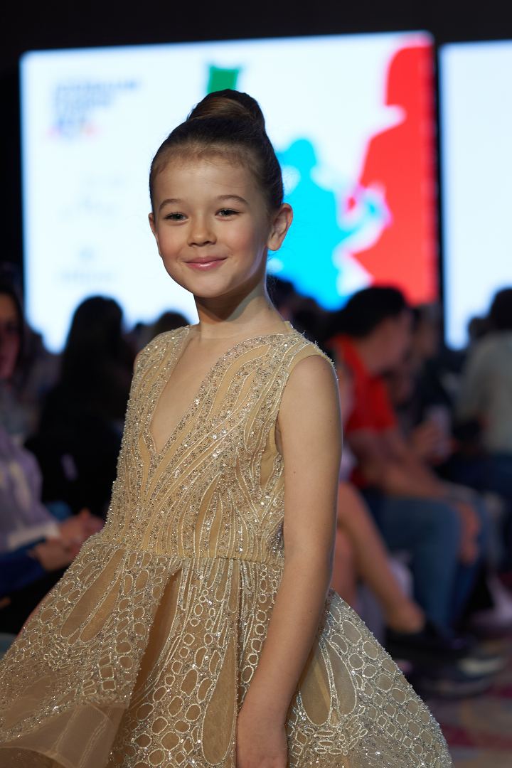 Приятный шок на Azerbaijan Fashion Week 2022 - на подиум вышли модели разного возраста, роста и веса (ФОТО)