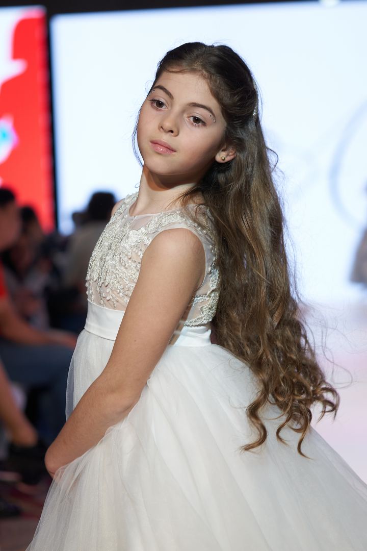 Приятный шок на Azerbaijan Fashion Week 2022 - на подиум вышли модели разного возраста, роста и веса (ФОТО)