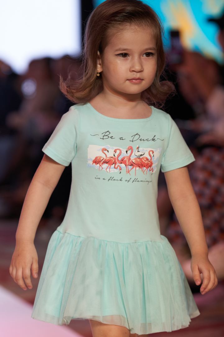 Приятный шок на Azerbaijan Fashion Week 2022 - на подиум вышли модели разного возраста, роста и веса (ФОТО)