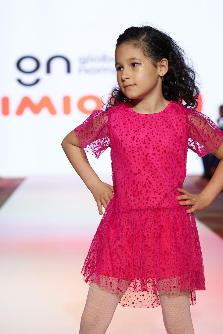 Приятный шок на Azerbaijan Fashion Week 2022 - на подиум вышли модели разного возраста, роста и веса (ФОТО)