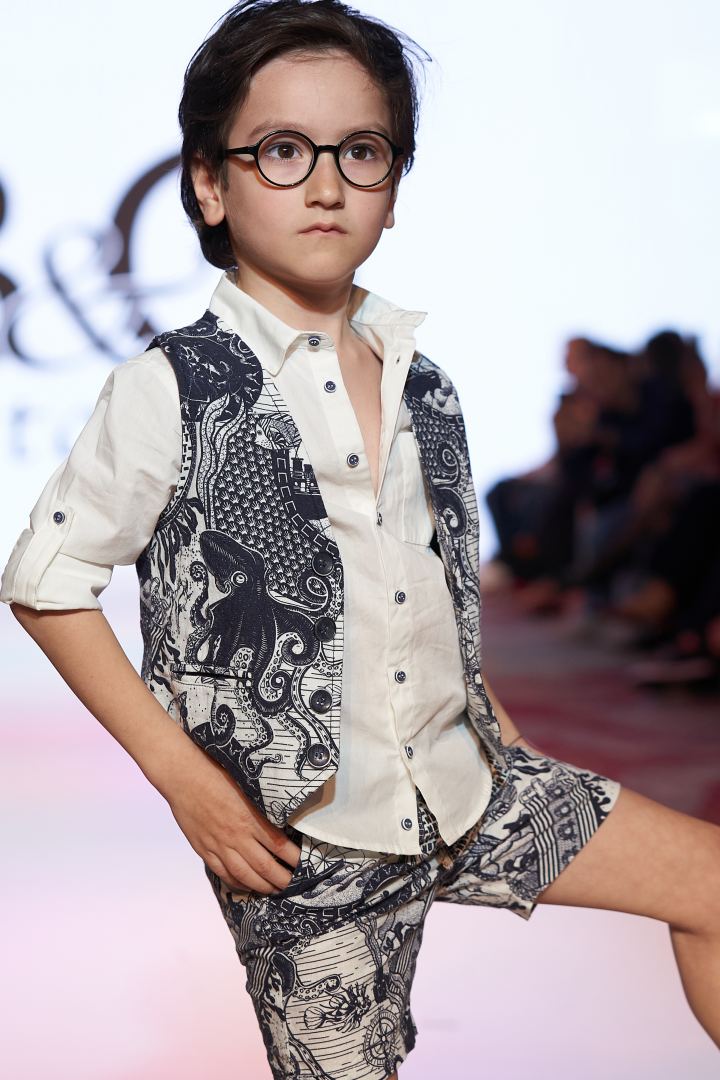 Приятный шок на Azerbaijan Fashion Week 2022 - на подиум вышли модели разного возраста, роста и веса (ФОТО)