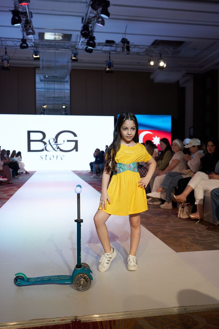 Приятный шок на Azerbaijan Fashion Week 2022 - на подиум вышли модели разного возраста, роста и веса (ФОТО)