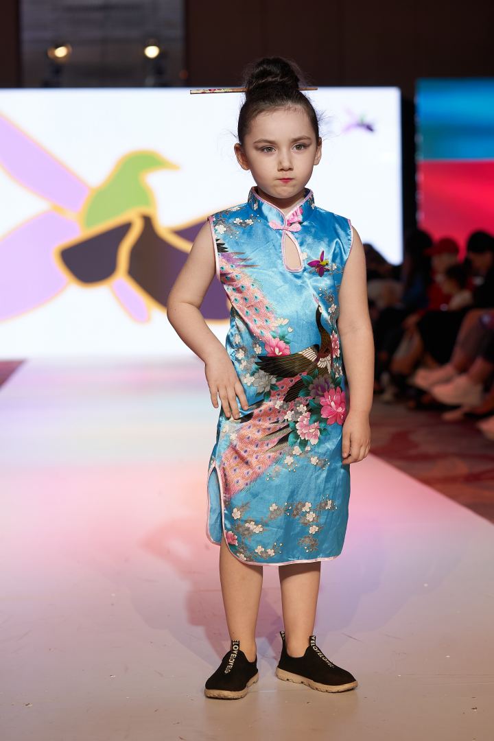 Приятный шок на Azerbaijan Fashion Week 2022 - на подиум вышли модели разного возраста, роста и веса (ФОТО)