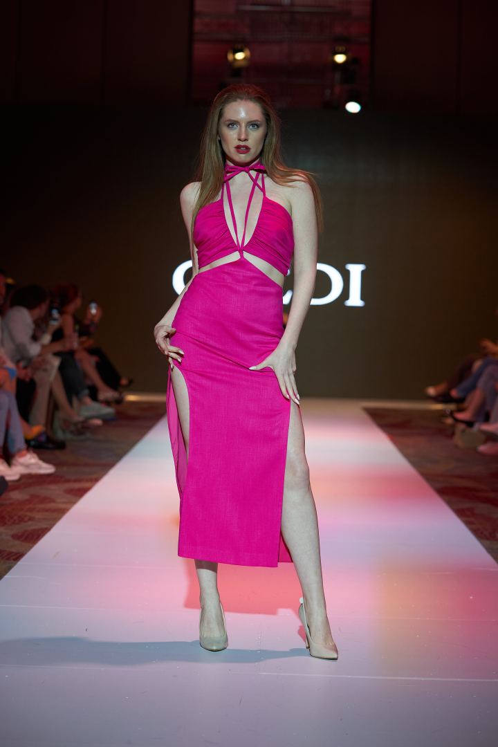 Приятный шок на Azerbaijan Fashion Week 2022 - на подиум вышли модели разного возраста, роста и веса (ФОТО)