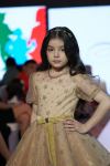 Приятный шок на Azerbaijan Fashion Week 2022 - на подиум вышли модели разного возраста, роста и веса (ФОТО)