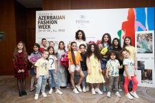 Приятный шок на Azerbaijan Fashion Week 2022 - на подиум вышли модели разного возраста, роста и веса (ФОТО)