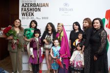 Приятный шок на Azerbaijan Fashion Week 2022 - на подиум вышли модели разного возраста, роста и веса (ФОТО)