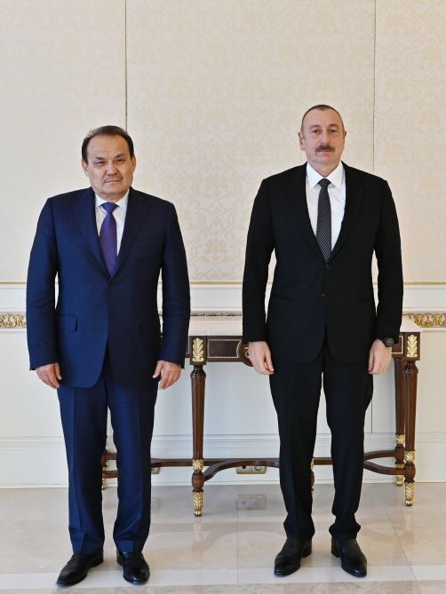 President Ilham Aliyev receives Secretary General of Organization of Turkic States (PHOTO)