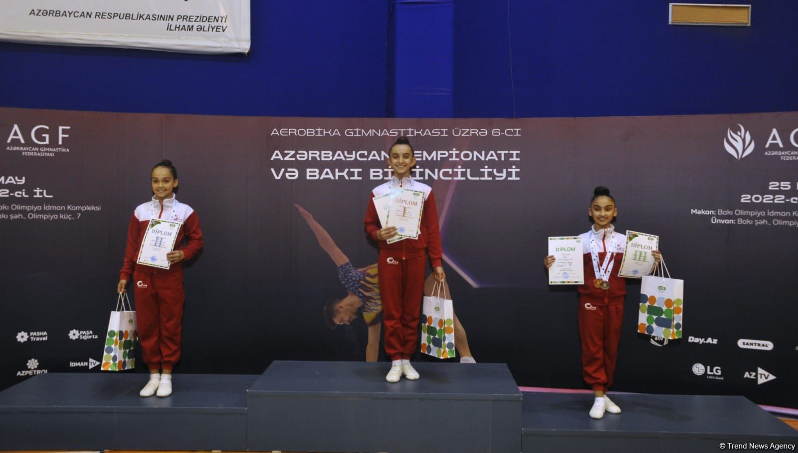 Награждены победители Чемпионата Азербайджана и Первенства Баку по аэробной гимнастике в возрастных категориях "пре-юниоры" и "юниоры" (ФОТО)