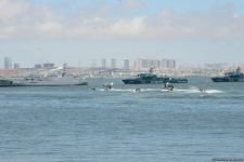 Специализированные войска ВМС Азербайджана выполнили различные маневры в рамках фестиваля TEKNOFEST (ФОТО/ВИДЕО)