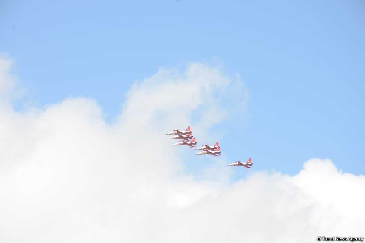 Azerbaijan organizes another air show on second day of TEKNOFEST festival in Baku (PHOTO/VIDEO)