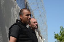 В исправительном учреждении №12 минюста Азербайджана распоряжение о помиловании коснулось двух осужденных (ФОТО)