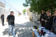 В исправительном учреждении №12 минюста Азербайджана распоряжение о помиловании коснулось двух осужденных (ФОТО)
