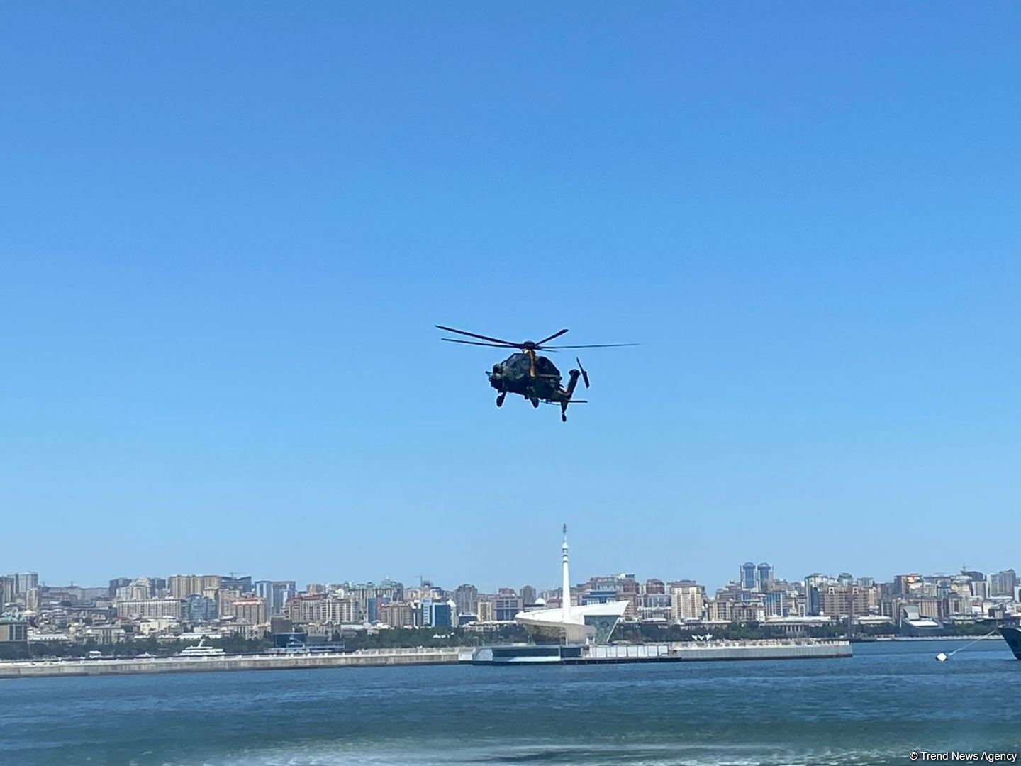 Azerbaijan’s Baku holds another air show as part of fourth day of TEKNOFEST festival (PHOTO/VIDEO)