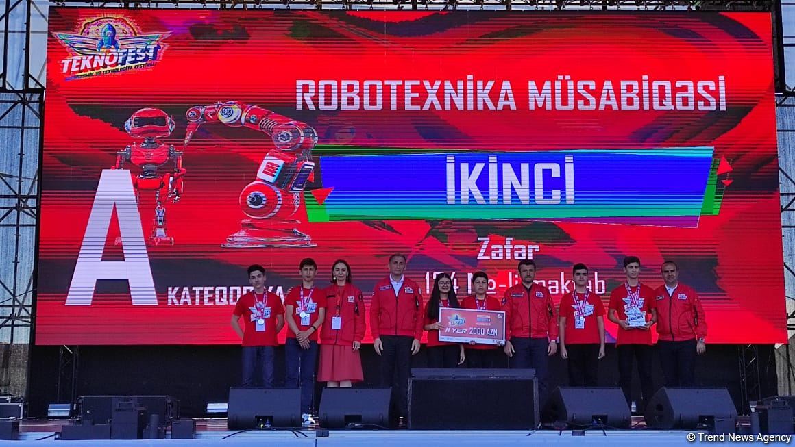 В Баку прошла церемония награждения участников и команд фестиваля TEKNOFEST (ФОТО)