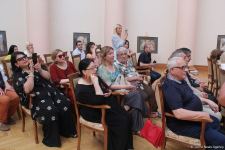 Источающая позитив и добрые эмоции. Бакинская интеллигенция отметила юбилей художницы из Германии (ФОТО)