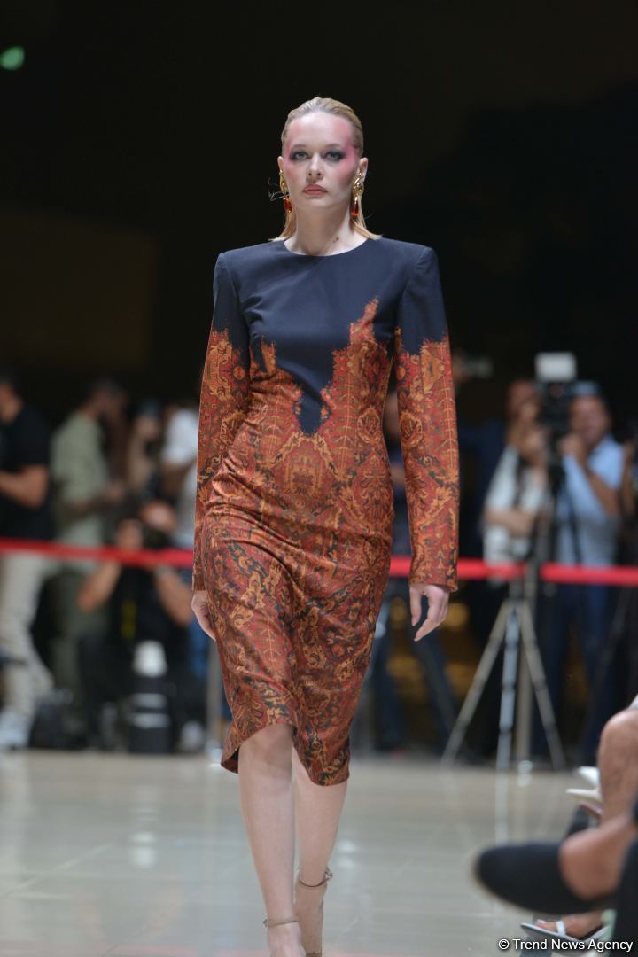 Azerbaijan holds presentation of new carpets, сolorful "AFFFAIR in Carpets" fashion show at Heydar Aliyev Center (PHOTO)