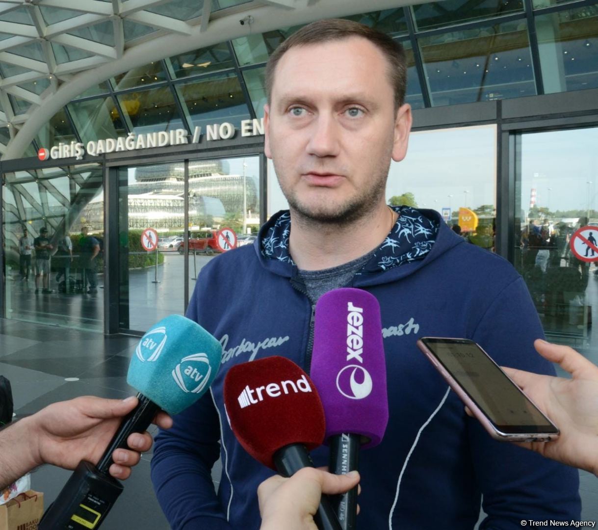 Азербайджанские гимнасты привезли в Баку из Италии медали Чемпионата Европы (ФОТО)