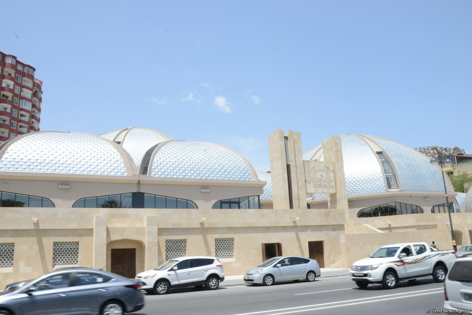 Report from restored famous ‘Sharg Bazari’ complex in Azerbaijan’s Baku