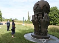 Вице-президент Фонда Гейдара Алиева Лейла Алиева приняла участие в открытии выставки «Мои моря, мои океаны» в Женеве (ФОТО)