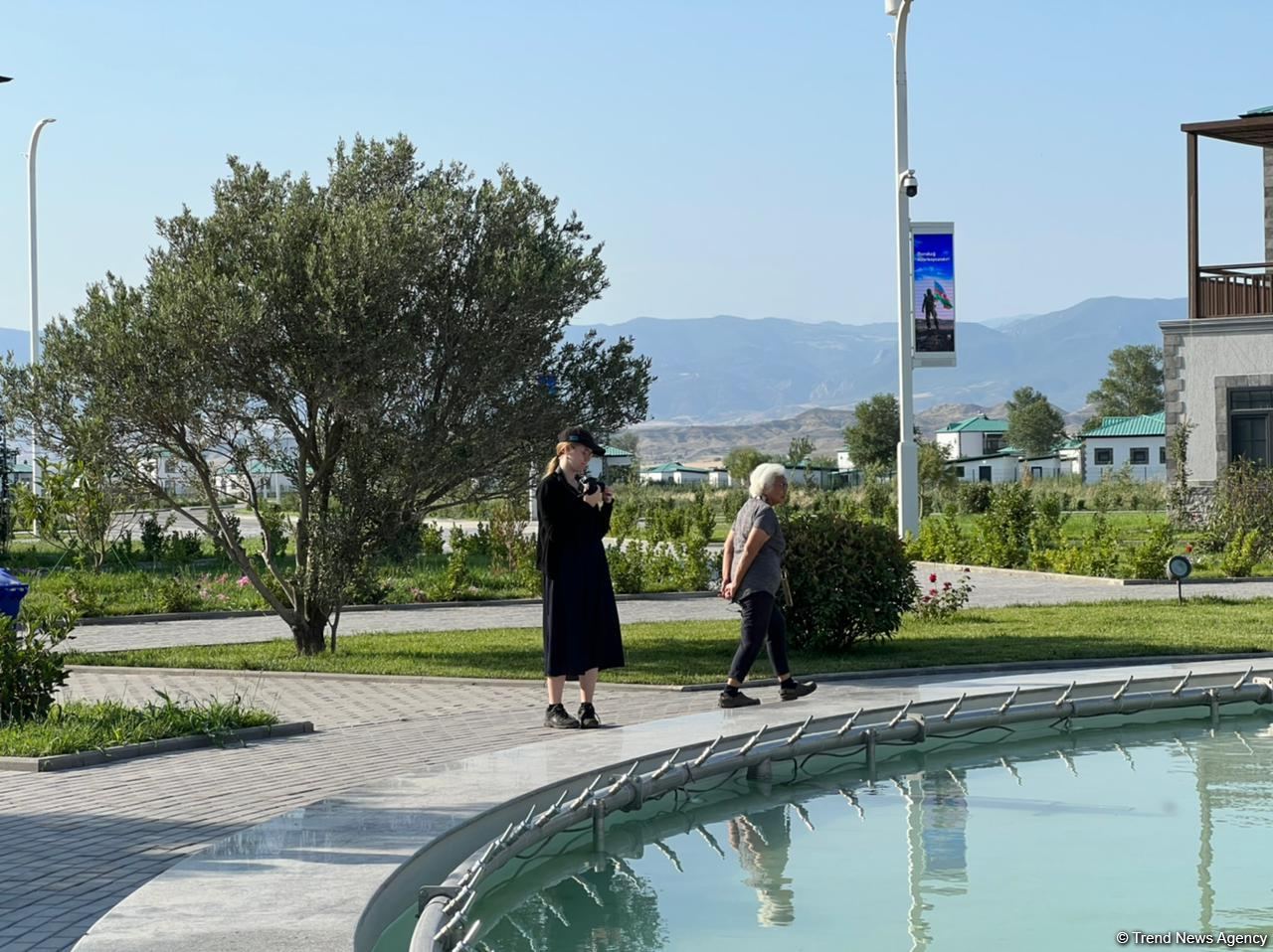 Group of international travelers visit 'smart village' of Aghali (PHOTO)