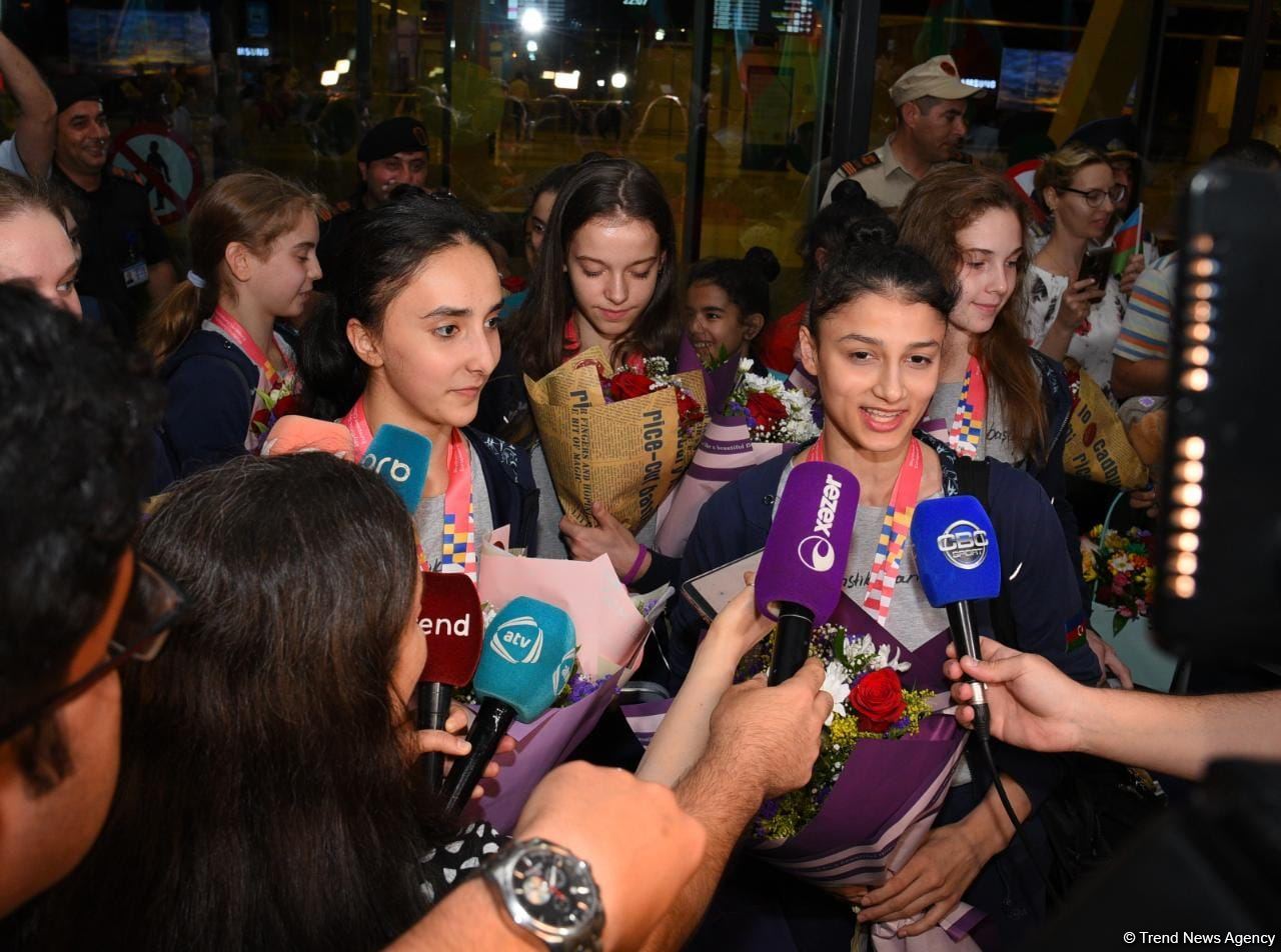 Azerbaijani gymnasts return from European Championship in Israel with four medals (PHOTO)
