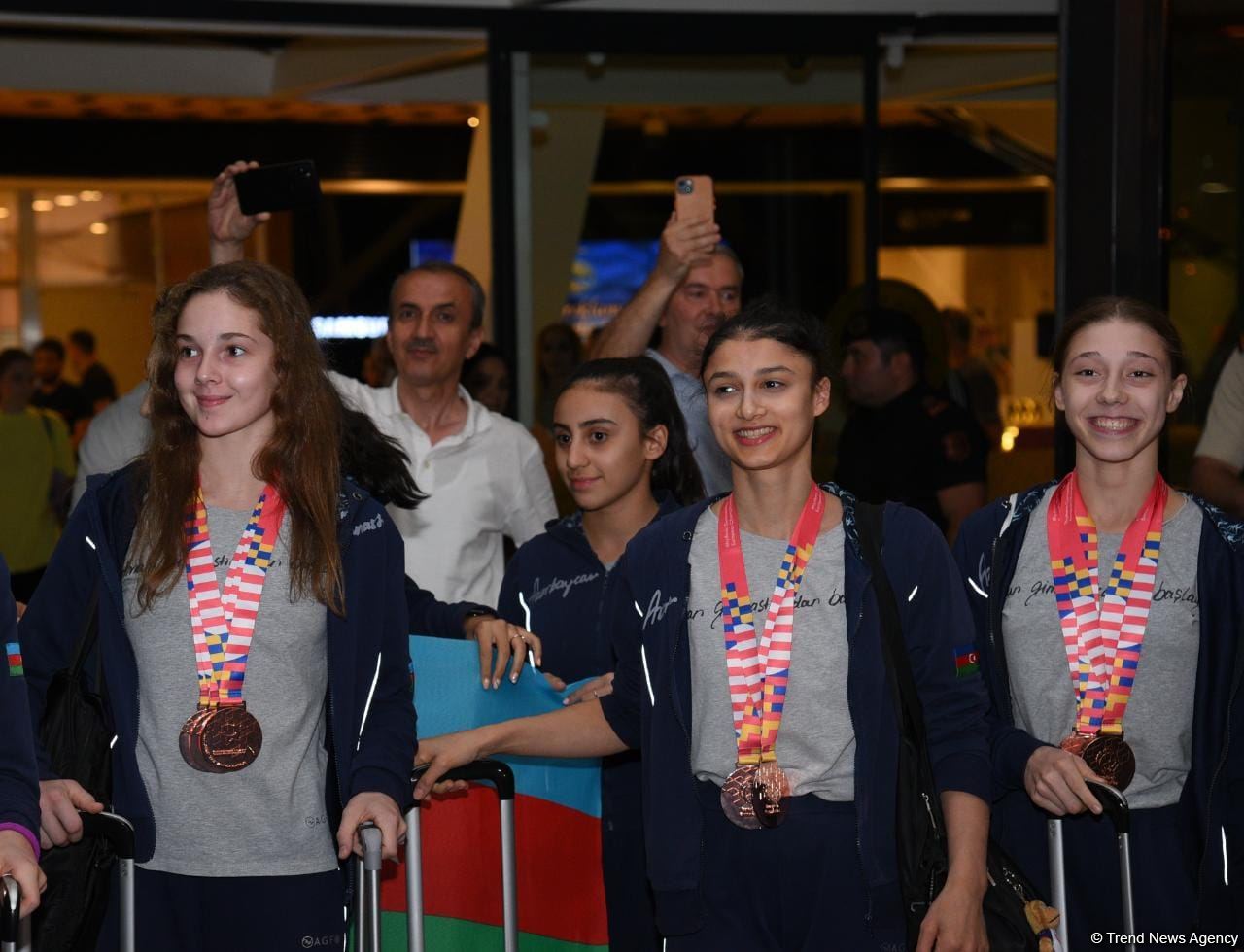 Azerbaijani gymnasts return from European Championship in Israel with four medals (PHOTO)