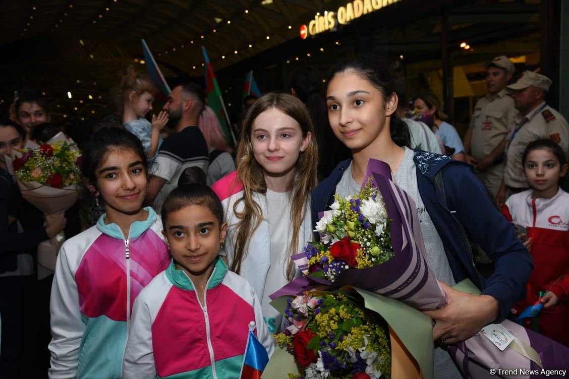 Azerbaijani gymnasts return from European Championship in Israel with four medals (PHOTO)