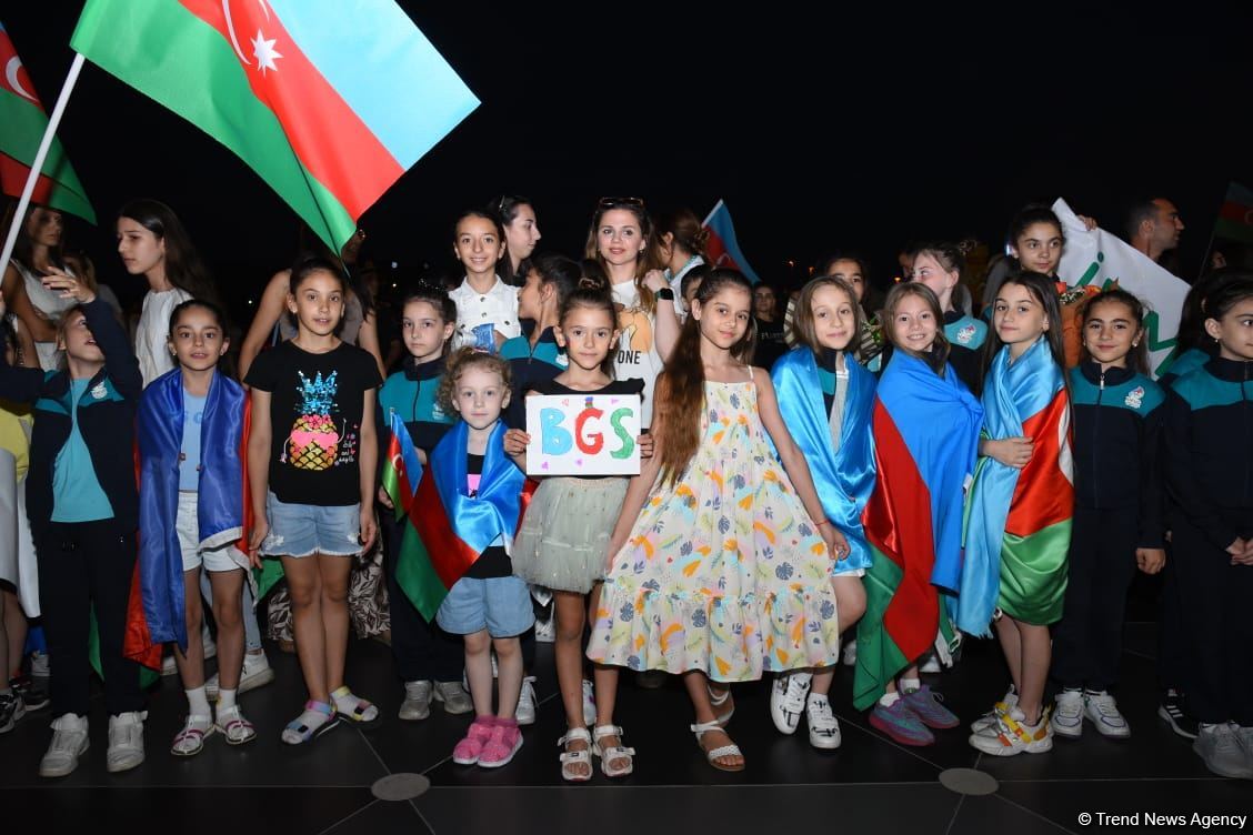 Azerbaijani gymnasts return from European Championship in Israel with four medals (PHOTO)