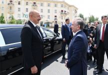 Президент Ильхам Алиев и Президент Шавкат Мирзиёев приняли участие в церемонии открытия площади Гейдара Алиева в Ташкенте (ФОТО/ВИДЕО)