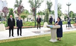 Президент Ильхам Алиев и Президент Шавкат Мирзиёев приняли участие в церемонии открытия площади Гейдара Алиева в Ташкенте (ФОТО/ВИДЕО)